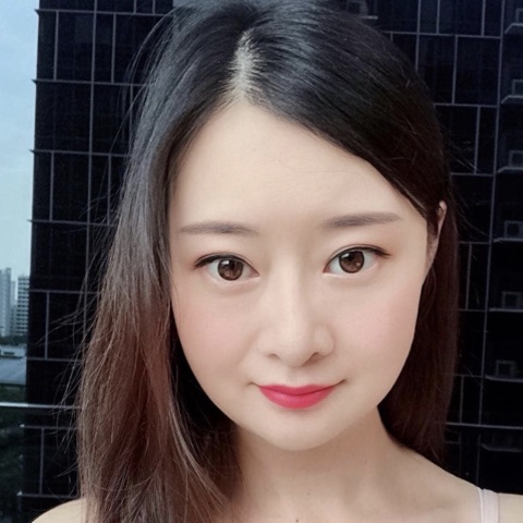 Angela Cai